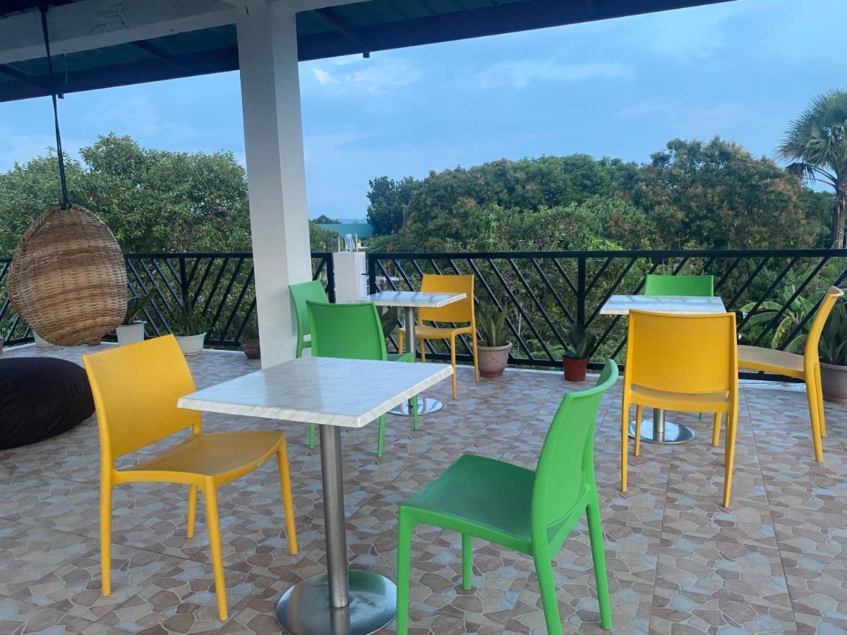 ألامينوس Alona'S Traditional Filipino Home Near 100 Islands Wharf المظهر الخارجي الصورة